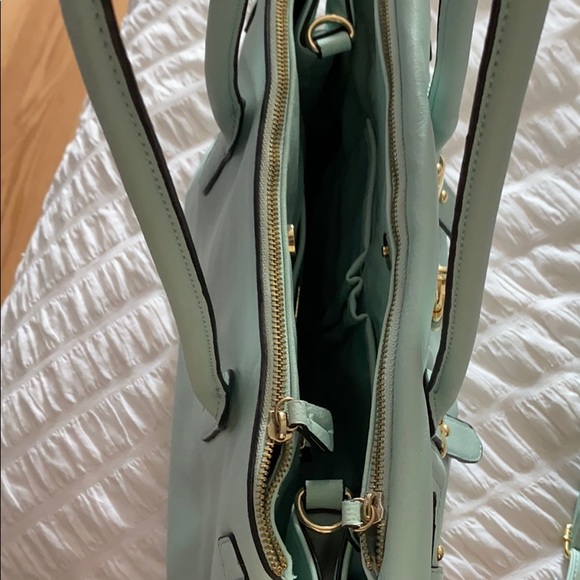 Teal Purse - Picture 4 of 4